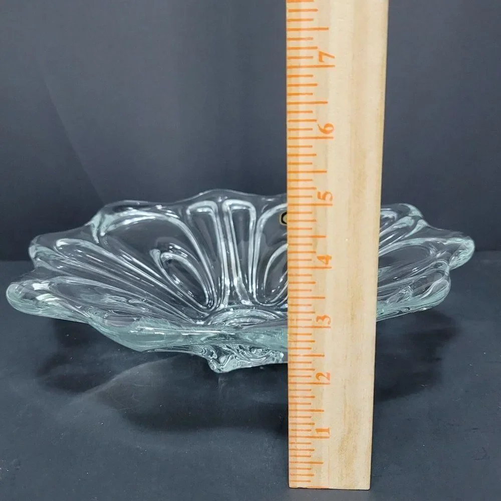 Lux Glass Austria Clear Scalloped Crystal Fruit‎ Bowl Hand Fashioned Art Glass